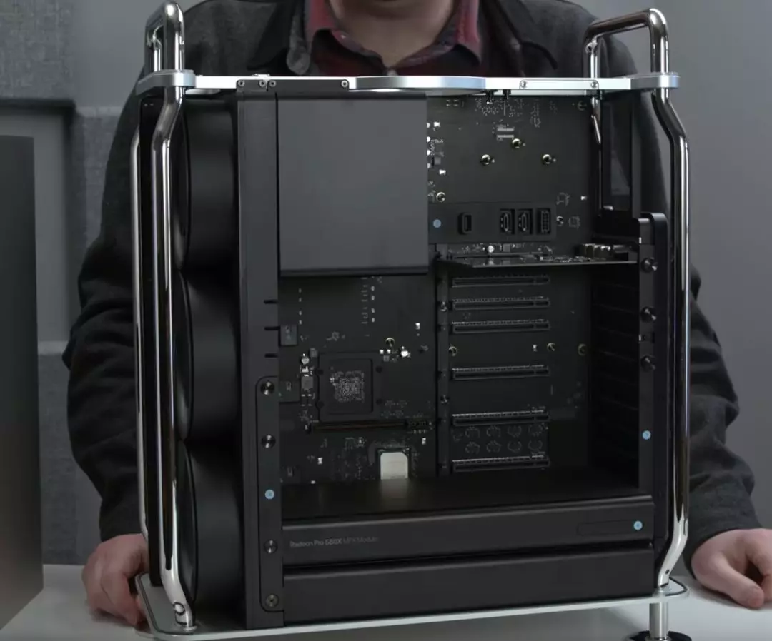 Mac Pro拆机（2015款macbook pro拆机）