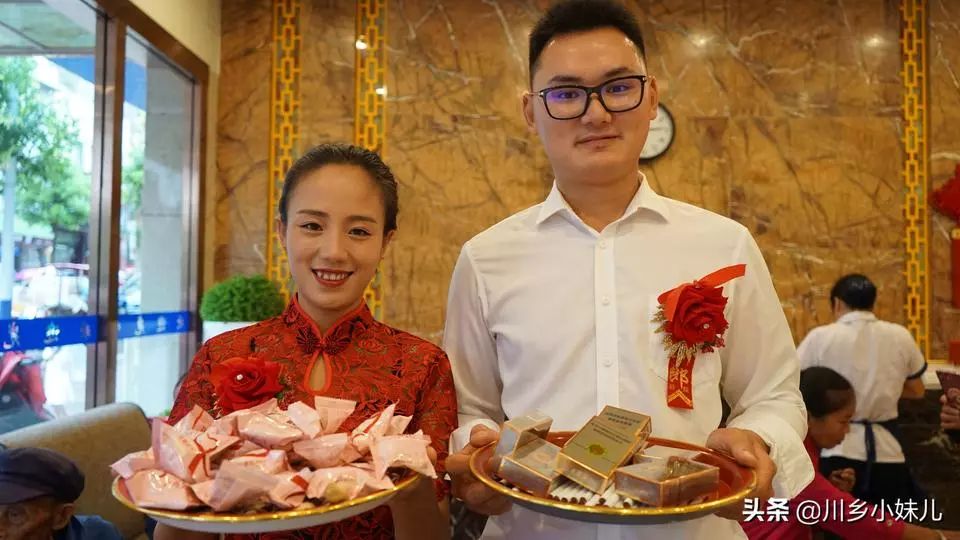 川香小妹儿：洗头妹做自媒体三年，实现逆风翻盘，将建300万别墅