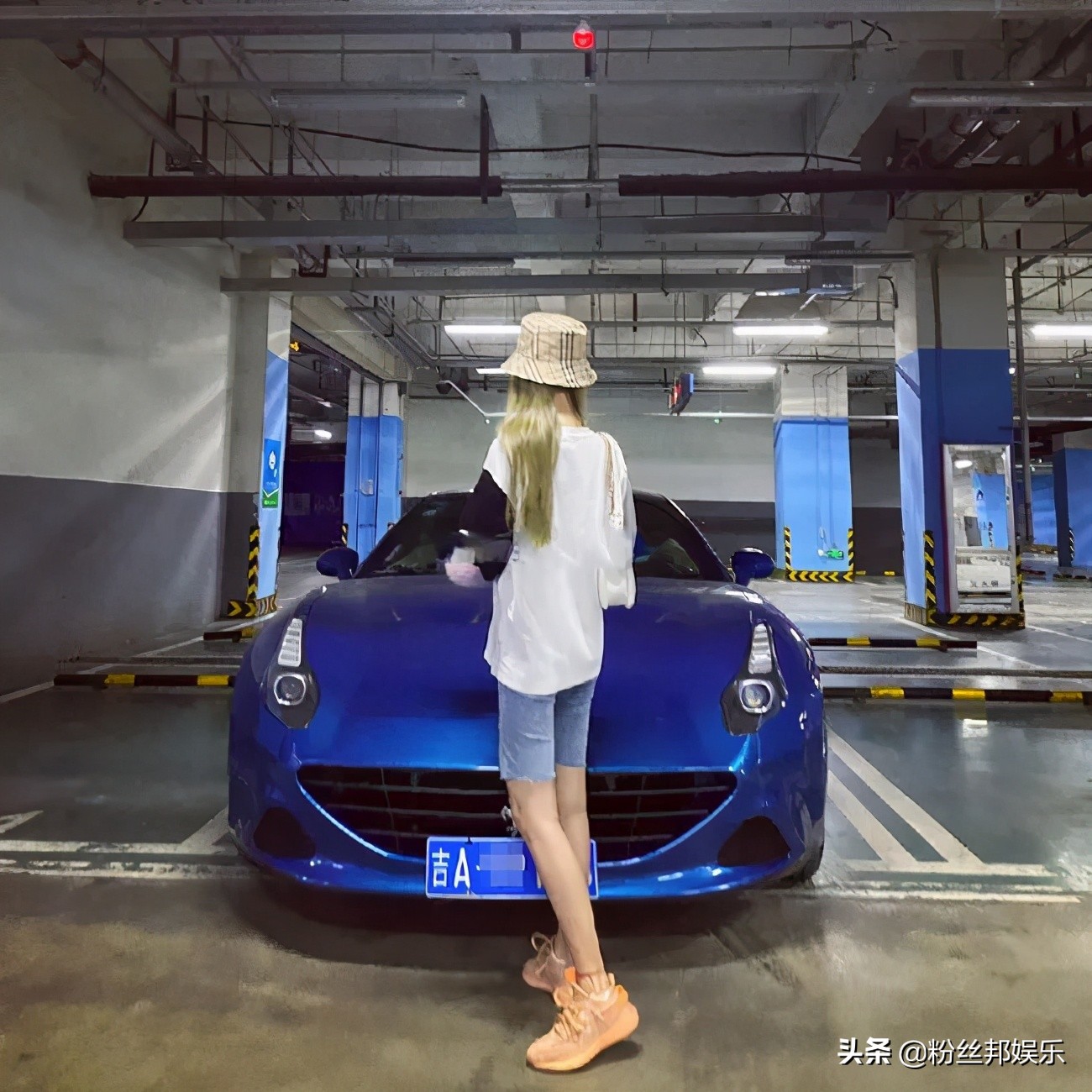 长春法拉利撞翻斗车事件，女网红喜提迈凯伦，不会再借给朋友了吧