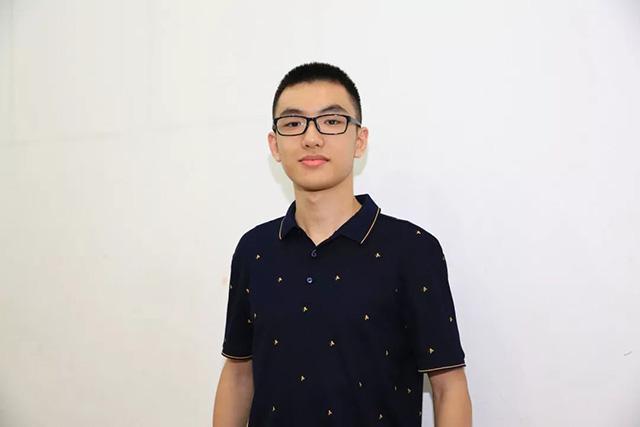 广西最牛高考状元，比学霸杨晨煜还厉害，考试打瞌睡却考上北大