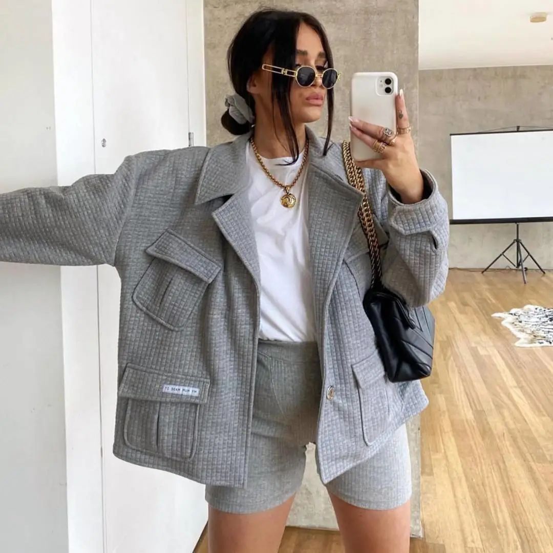 英国卫裤的啪啪怕故事200字