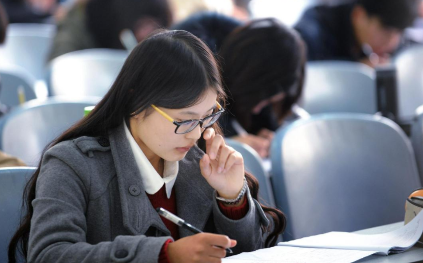 毕业后大学生才知道，民办本科和专科院校有不同，幸好当初选对了