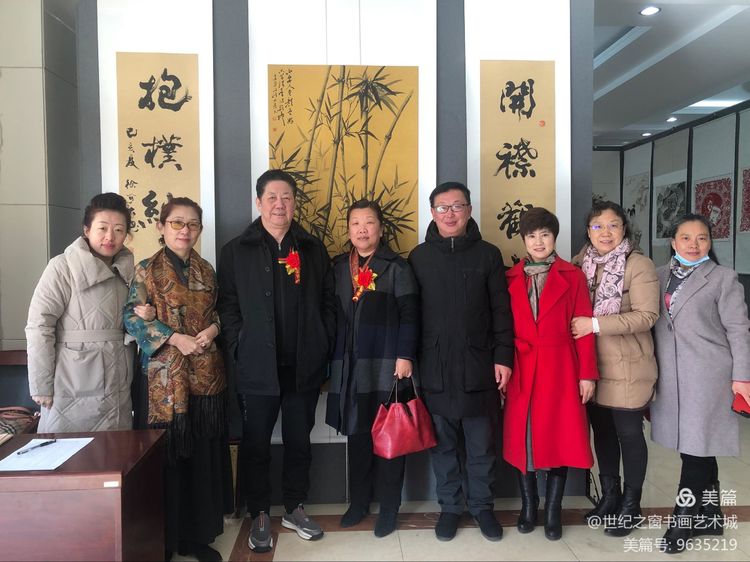 本市热点：抚顺第二届女子书画展拉开帷幕