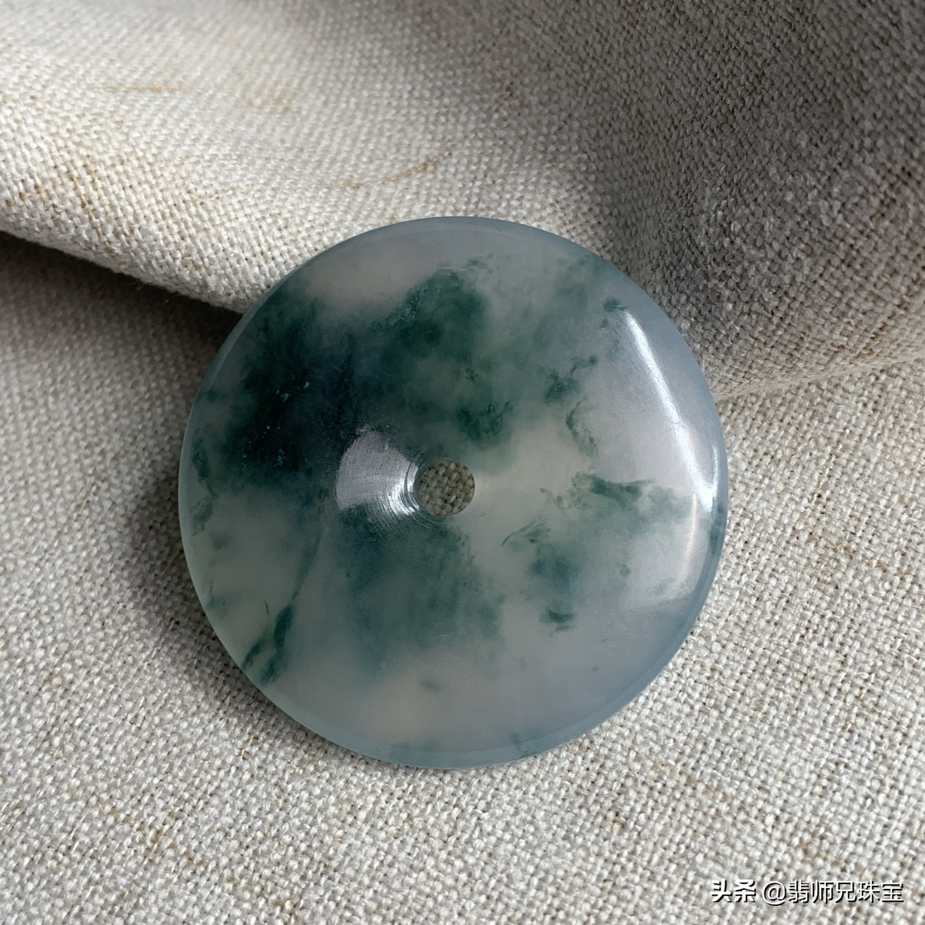 (翡翠玛瑙玉有什么区别) 第2张