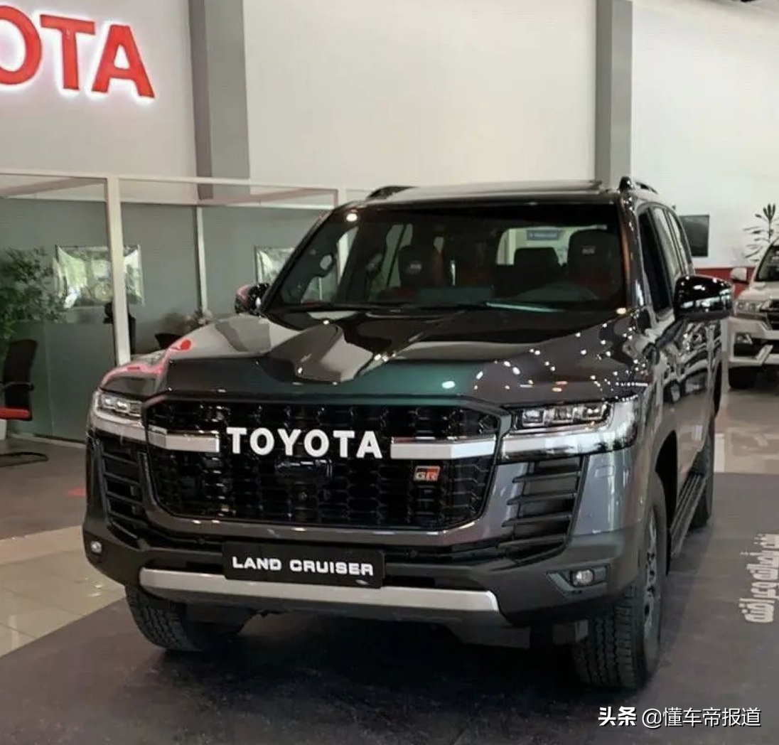 新车｜约合人民币70万，丰田全新“陆巡”GR SPORT特别版实车曝光