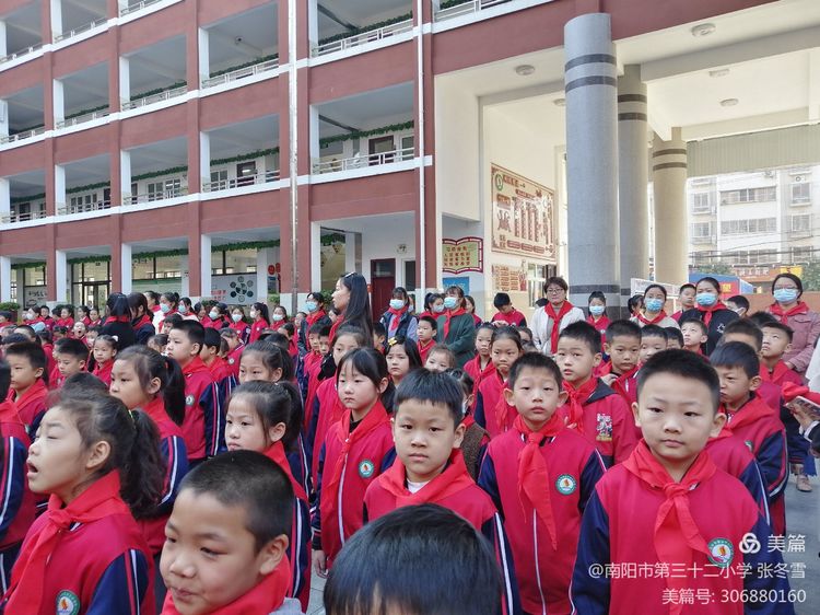 ͯ���򵳣�������ʱ���ö�Ա