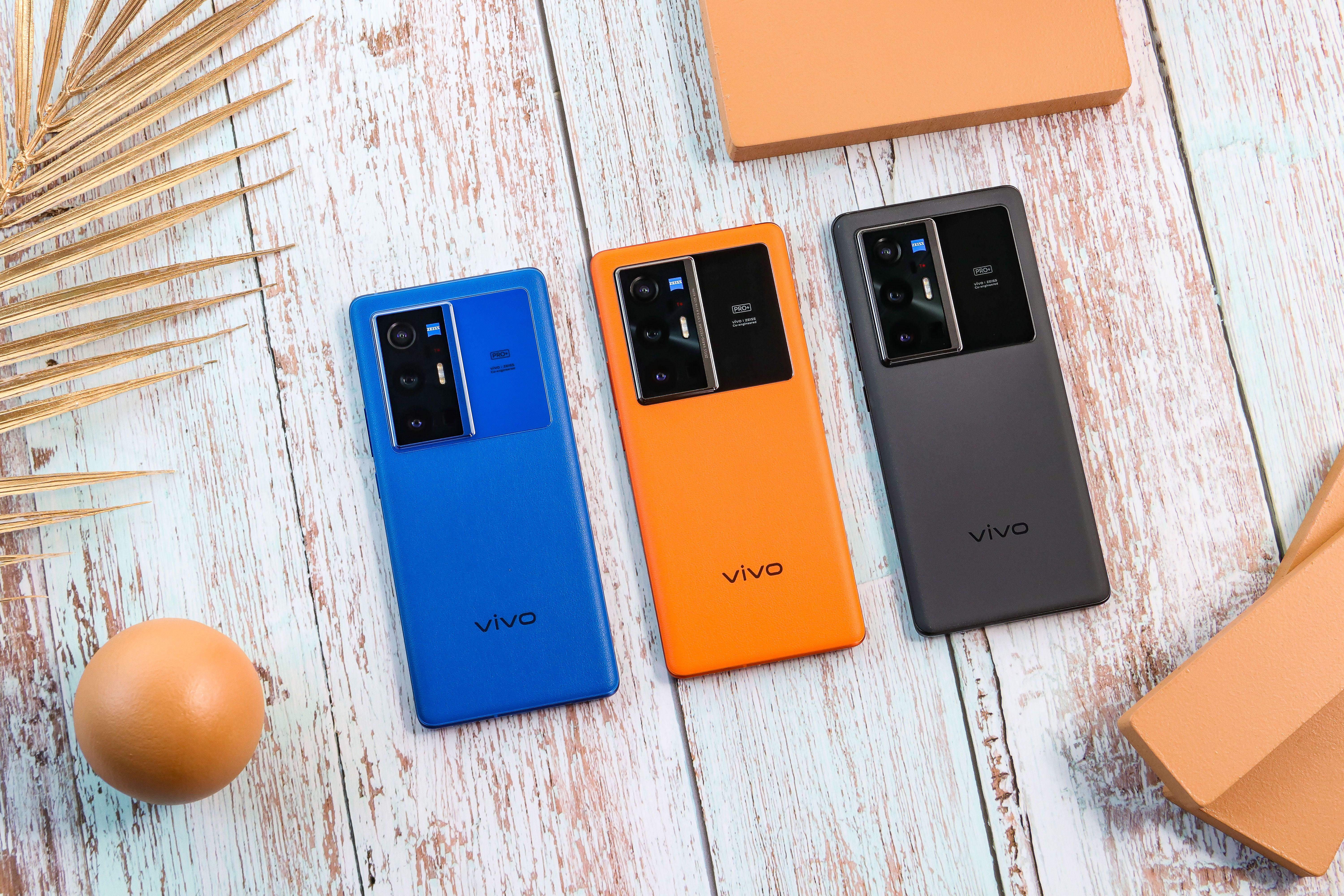 第一款:vivo x70 pro