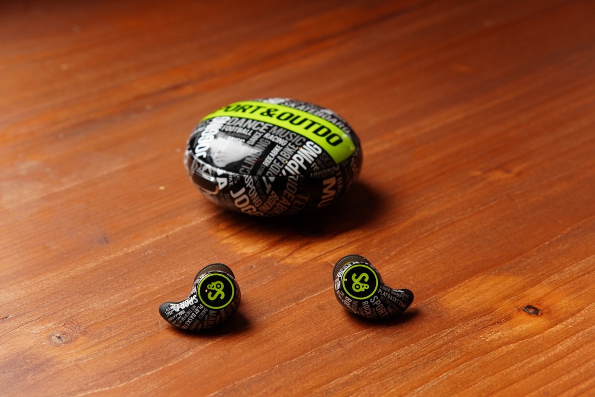 这款耳机有点酷：潮流字母纹设计，魔浪S运动耳机实测