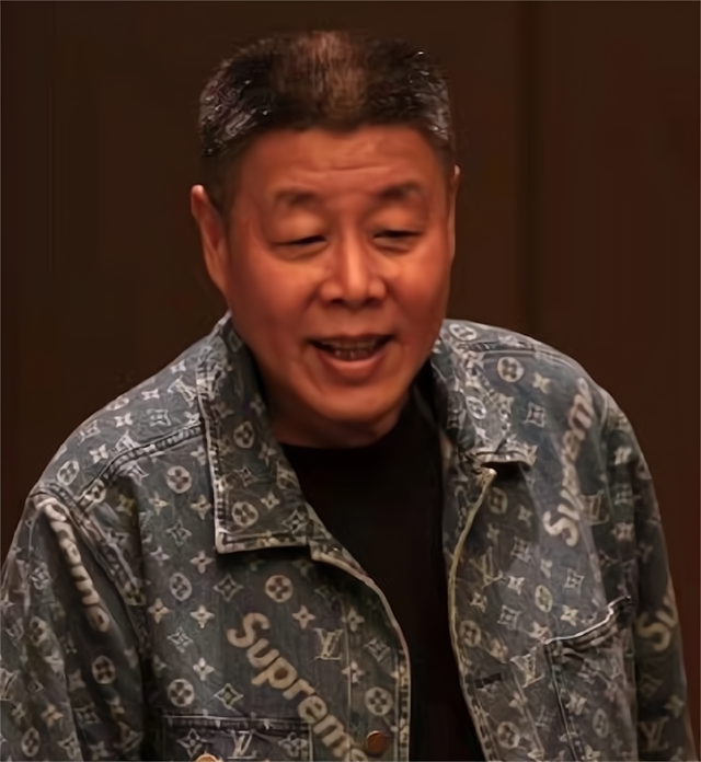 张健：是刘蓓的一婚和三婚丈夫，欠债3个亿，没脸出席儿子的婚礼