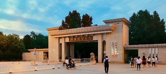 适合二本考生报考的4所财经大学，发展前景好，就业不比一本差