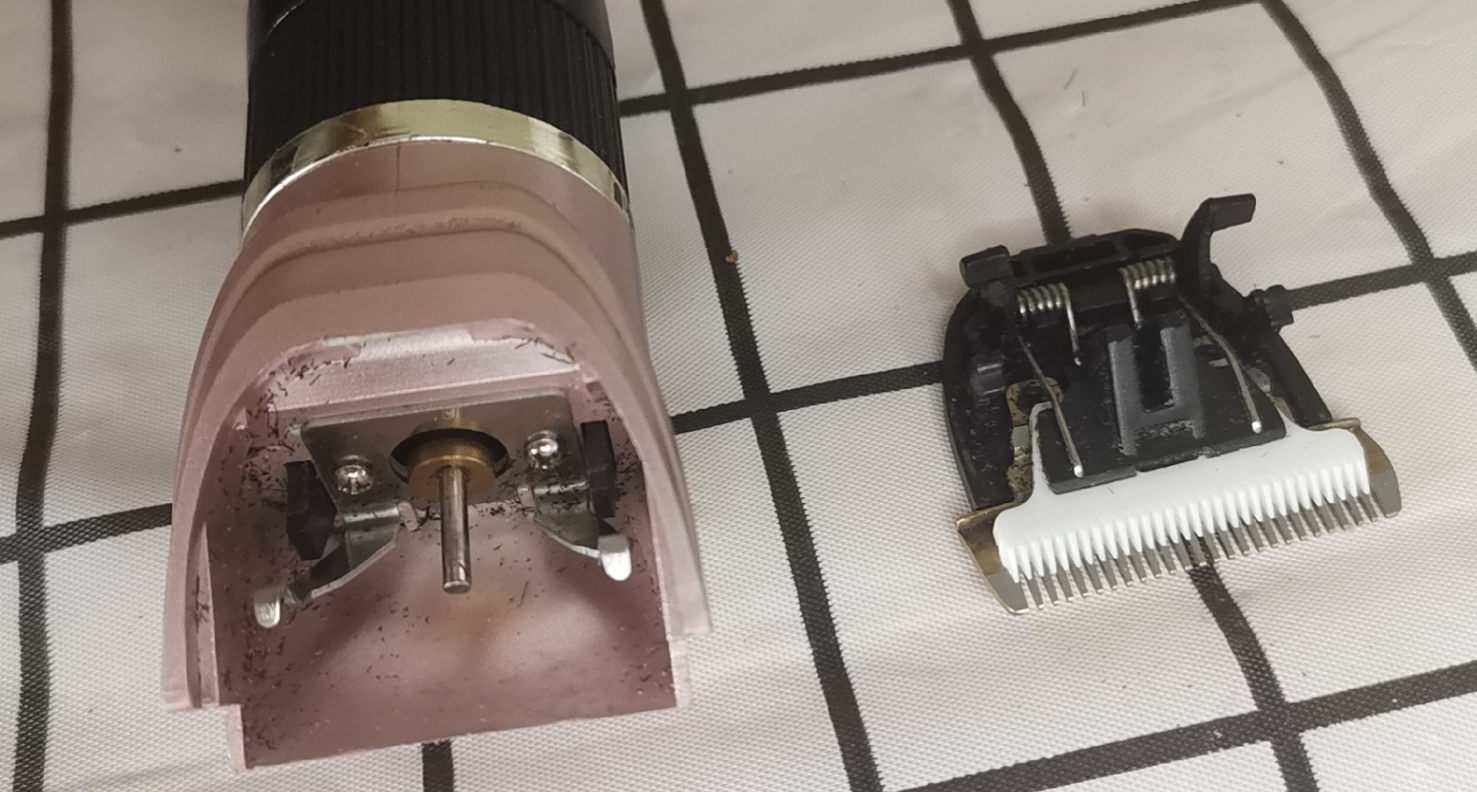 飞科理发器刀头怎么拆 飞科fc5908拆卸视频-诚智百科网