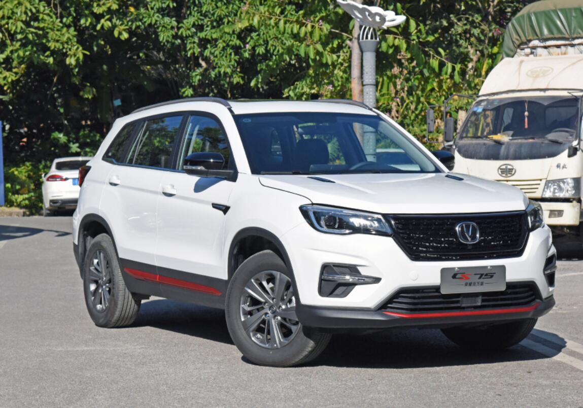 12万落地买SUV，这三款空间大配置高，皮实耐造油耗低