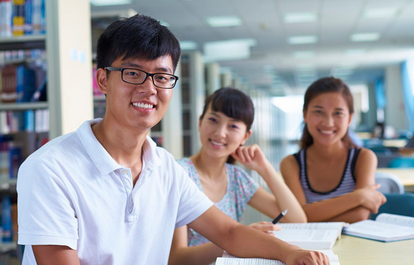 央行迎来招聘季，4大专业录取人数最多，其中2个属于难就业