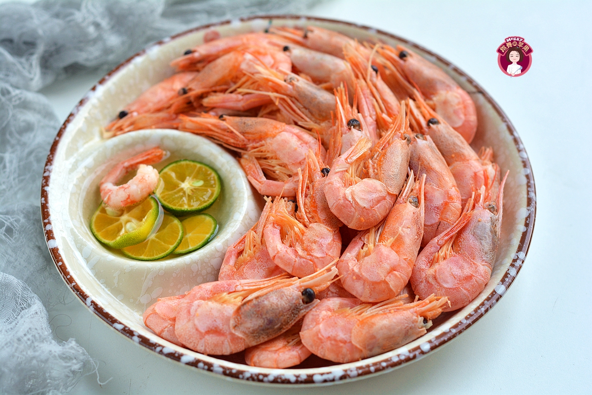 这种深海虾老人孩子要常吃,味甜口弹营养高,老百姓都能吃得起