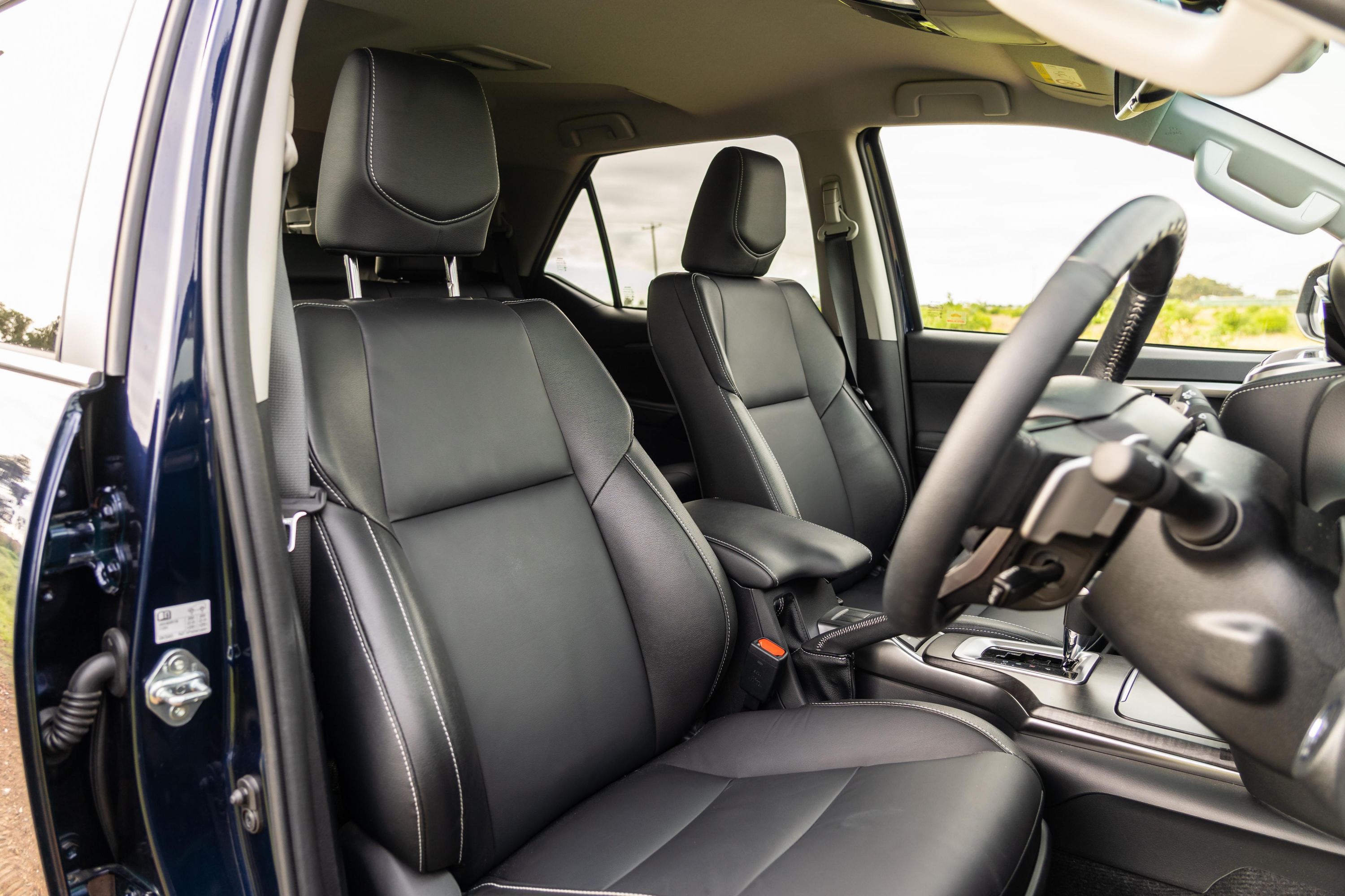 价格比普拉多高，澳大利亚2021款2.8T丰田试车通过者