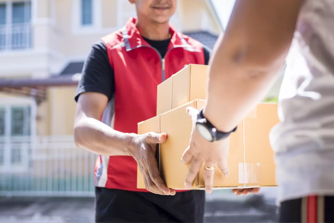 “一元钱都赚”的顺丰,前三季度净利预计下滑70%,拐点何时能到?