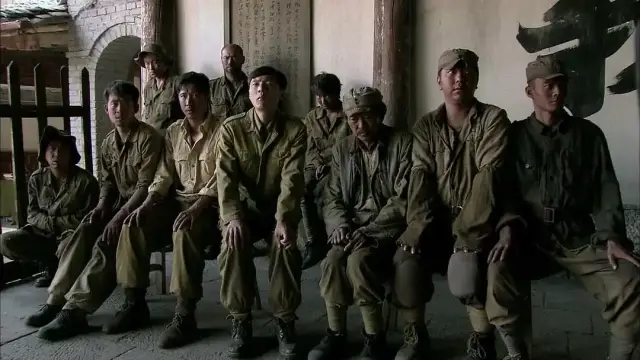 影视剧里的国军和真实的国军，中间差了10086个楚云飞