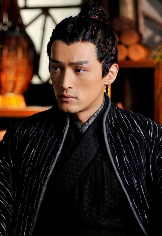 胡歌在《轩辕剑之天之痕》中饰演的宇文拓.