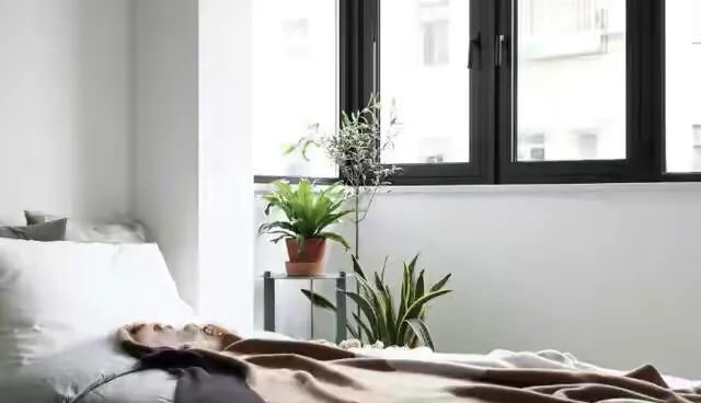 90后妹子买下30㎡小宅,全屋极简装修,一个人居住太舒适了