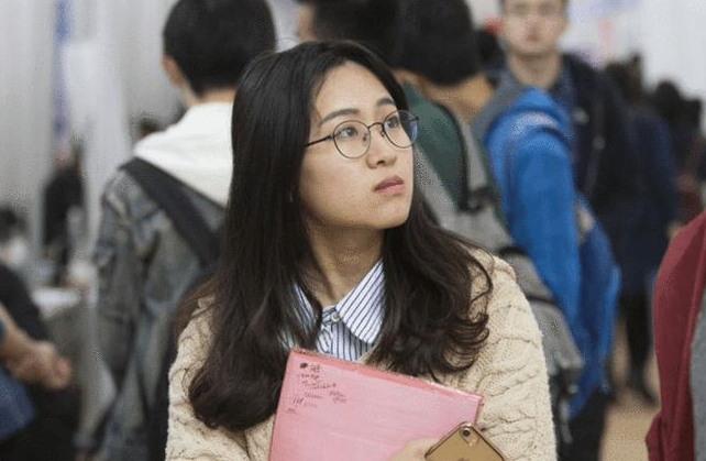 会计专业考公务员难么（公务员招录较多的5类专业）