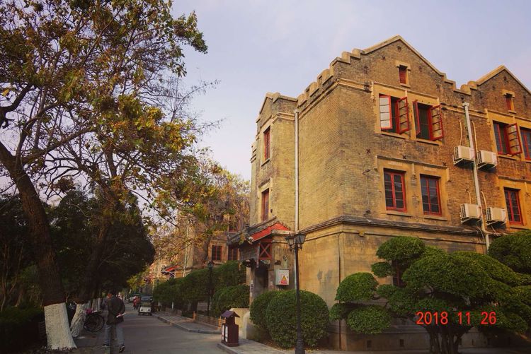 30年重回母校，深情切切，可喜新颜——河大老校区随拍