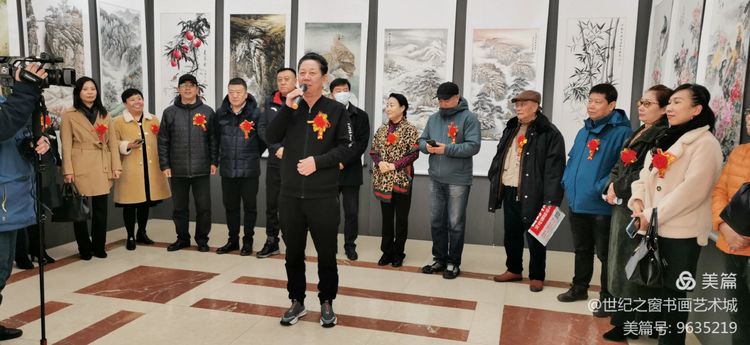 本市热点：抚顺第二届女子书画展拉开帷幕