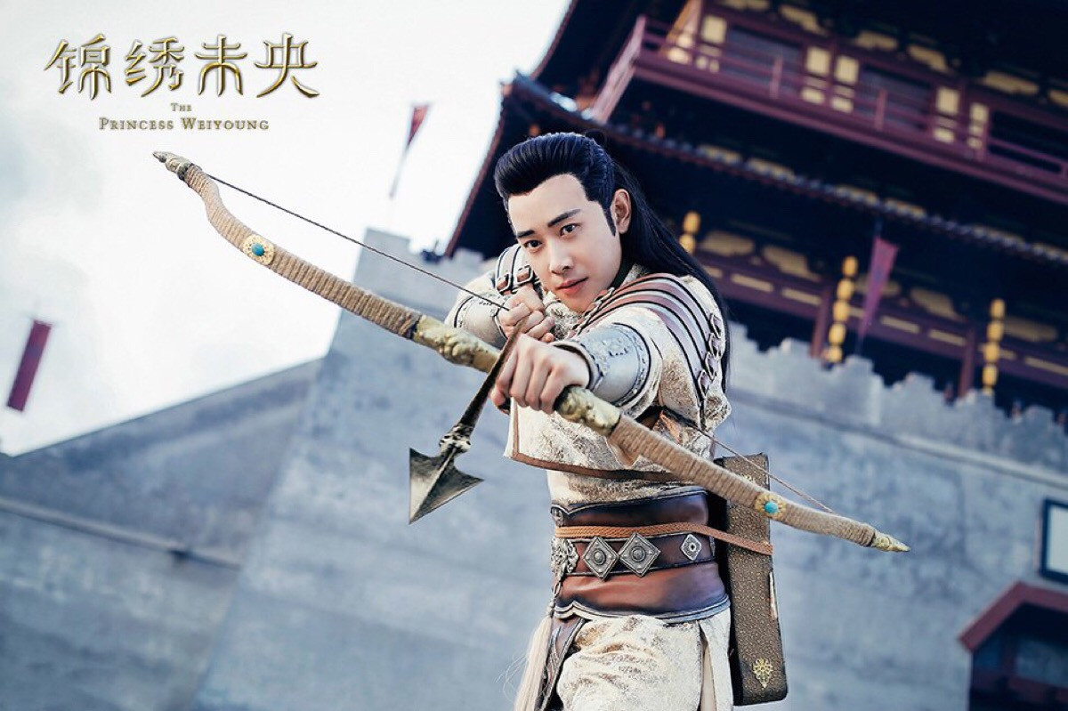 《鹤唳华亭》里罗晋演技的争议，隐藏了罗晋发展选择的无奈