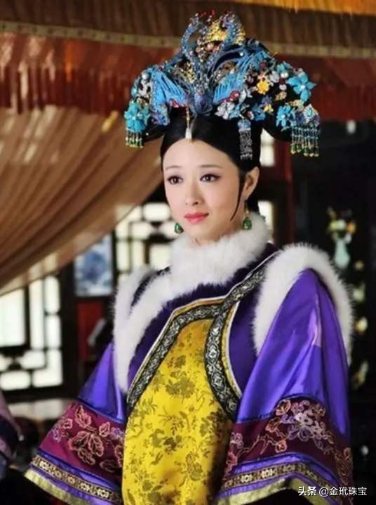 清朝盛行的点翠工艺，有多残忍？一套贵族首饰要杀害数百只翠鸟