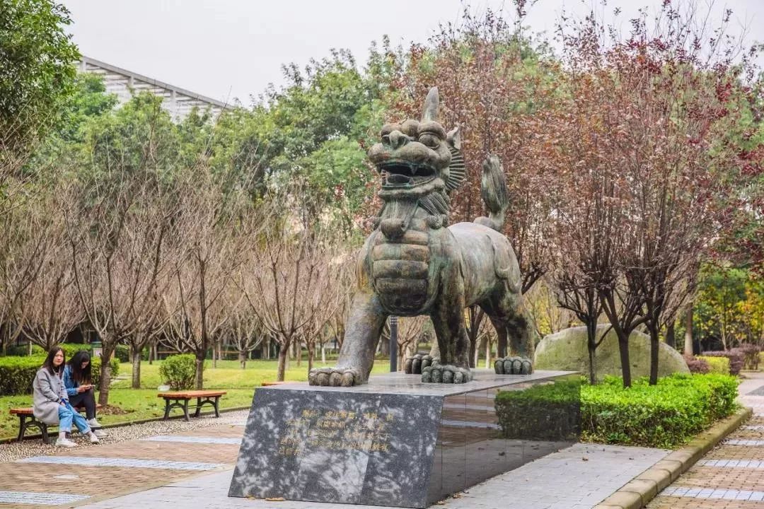 西南政法大学：低调且牛X的法学界的黄埔军校