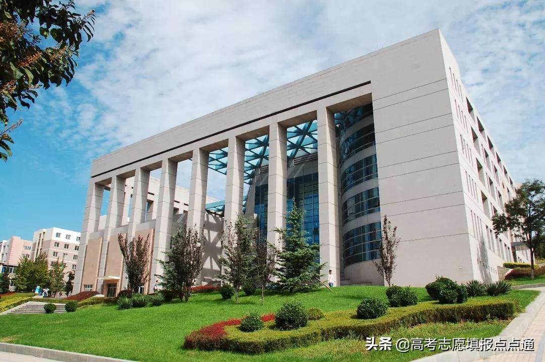 大连工业大学优势专业分析及2019、2018、2017年各省录取分数线