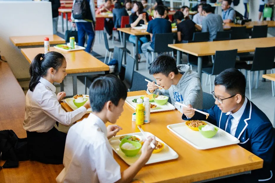 小柏讲校：梅沙双语学校