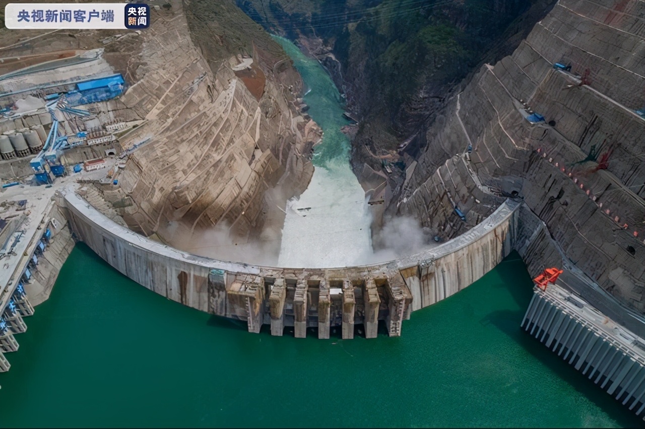 他博士毕业于海外名校，毅然回国任职顶尖985，如今成果应用于“国之重器”！