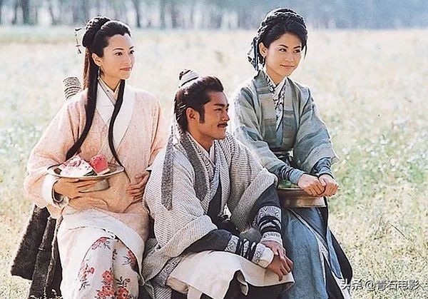 反穿越，《九五至尊》17年内就被TVB重播3次，首播时引发追剧热潮