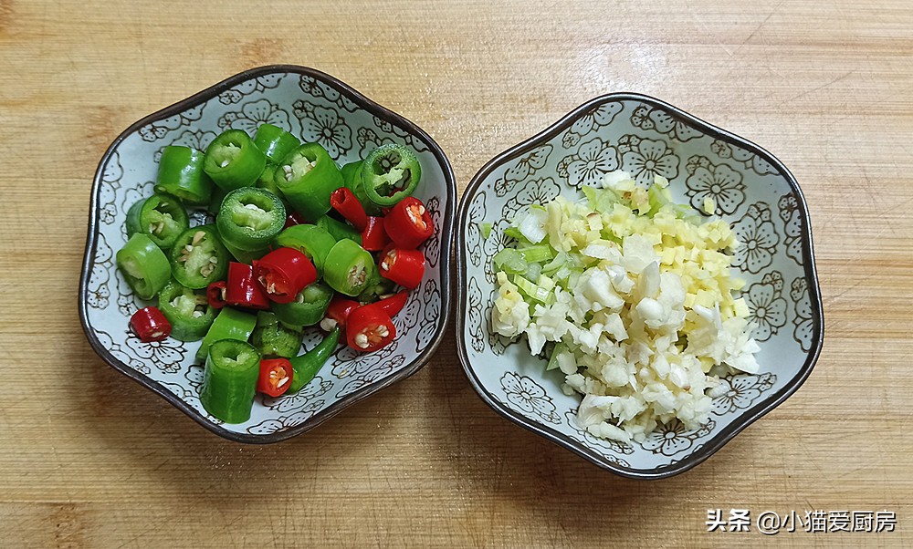 图片[6]-又到了吃大白菜的季节 把它和猪肉炒上一盘 鲜香味美开胃下饭-起舞食谱网