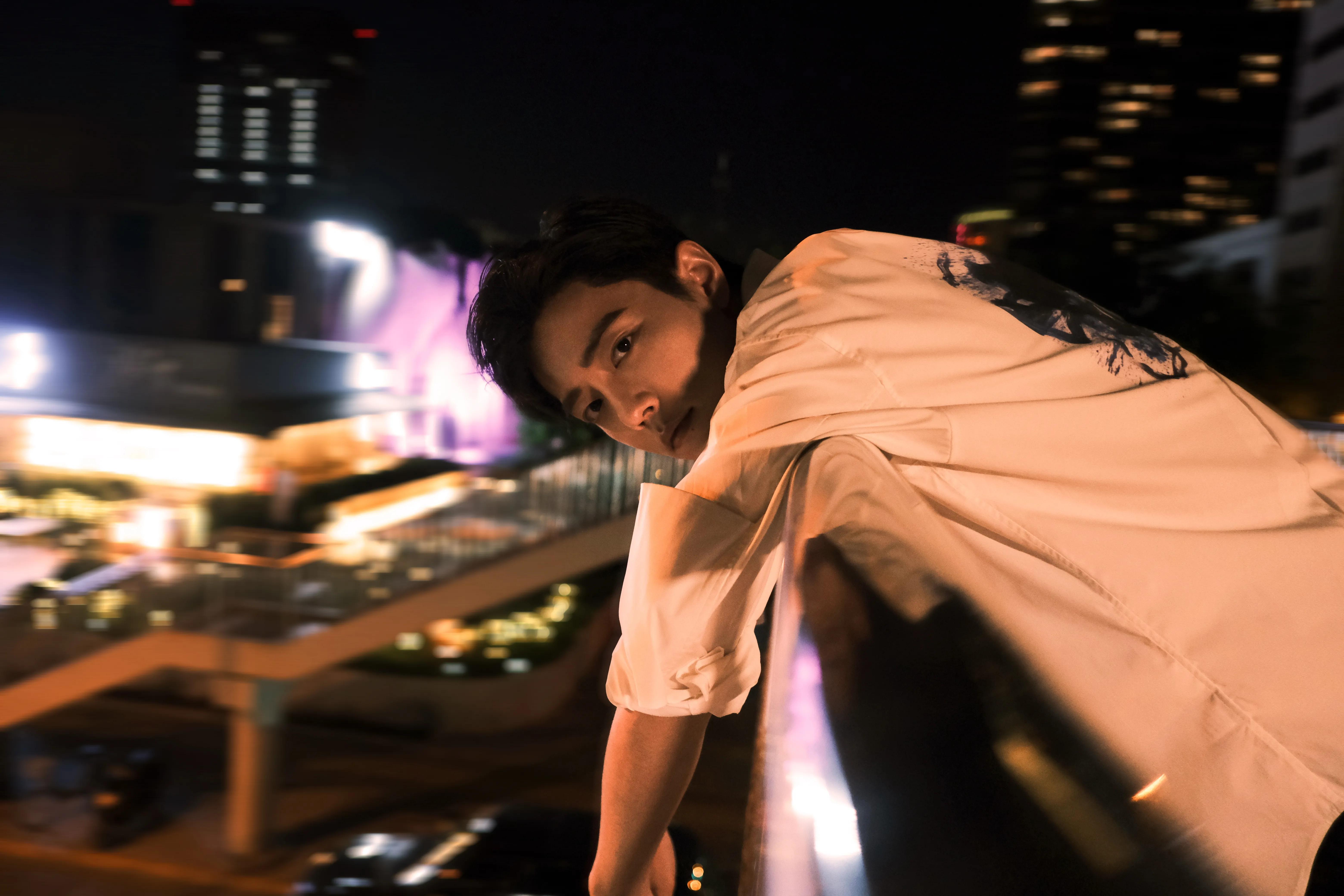 从2021年中秋天桥故事战说说对肖战的一些感性认识