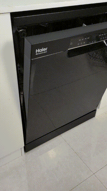 80℃智慧微蒸汽-海尔haier 家用智能13套消毒型洗碗机