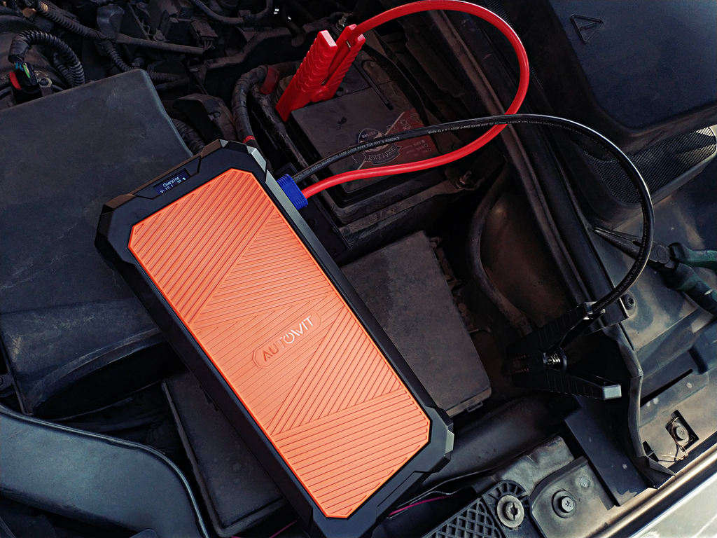 汽车救援队用的autowit汽车应急电源，居然“没电池”？