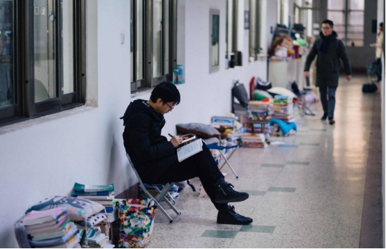 排名前十的考研热门专业，报考热度为何如此高？专业认同度高吗？