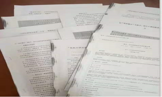 易烊千玺高考复习资料曝光，数学书字迹清秀，怪不得艺考成绩出色