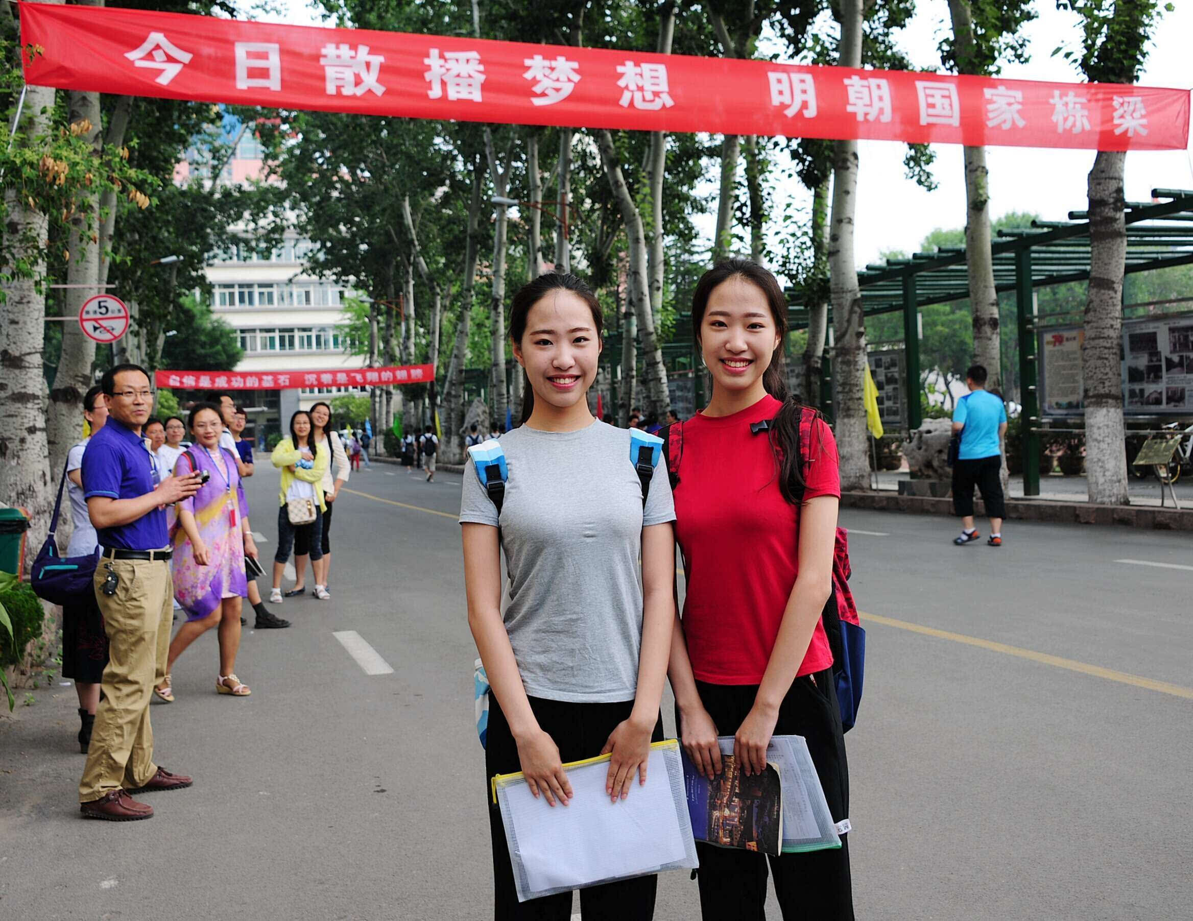 双胞胎高考能互相替考吗？别做白日梦了，防作弊手段可不是吃素的