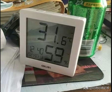 哈工大学生遭遇酷暑，无奈学校门前打地铺，学校处理方式“绝了”