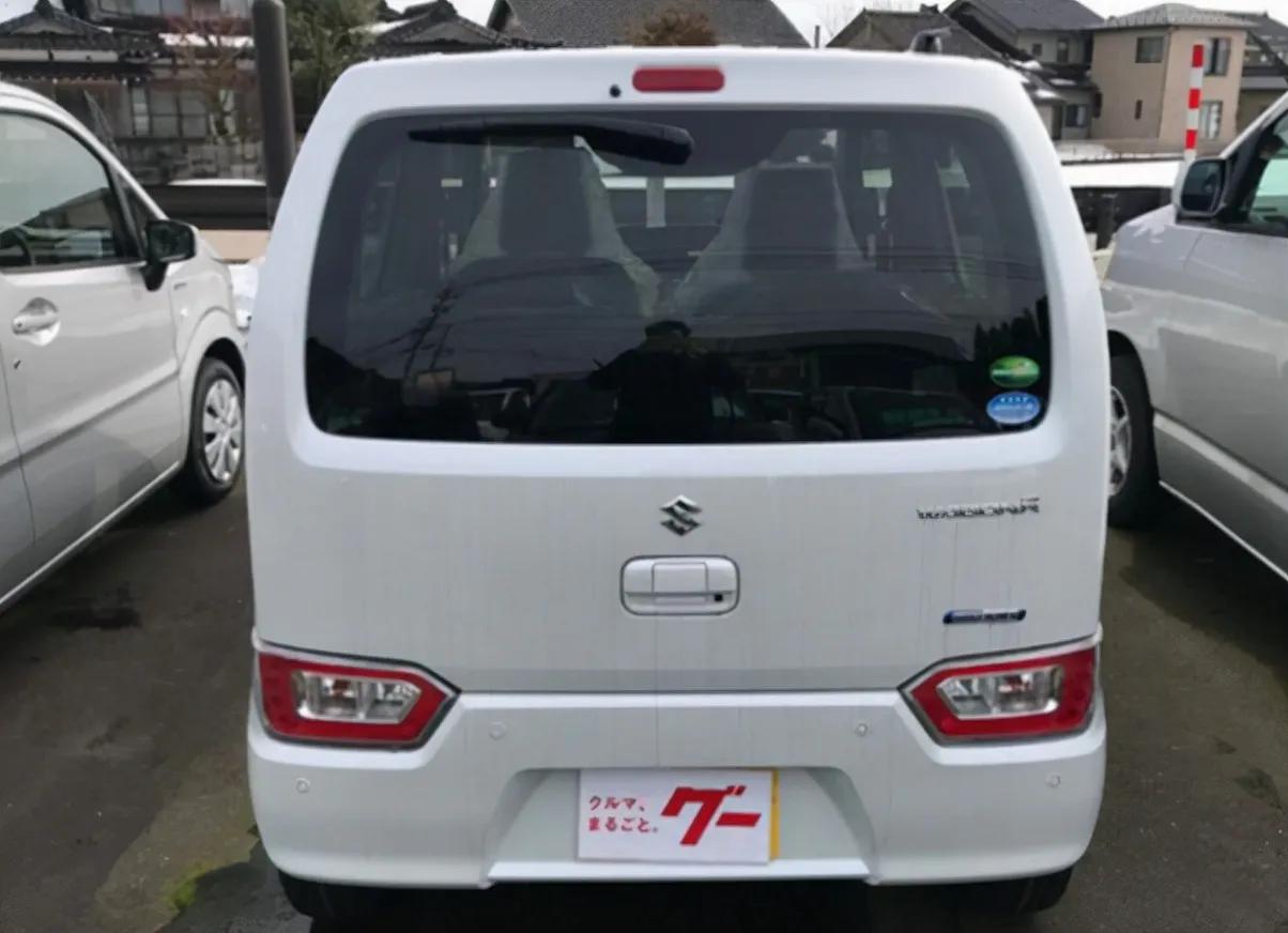 约合人民币3.5万起售！美版铃木北斗星到店，配1.0L+CVT