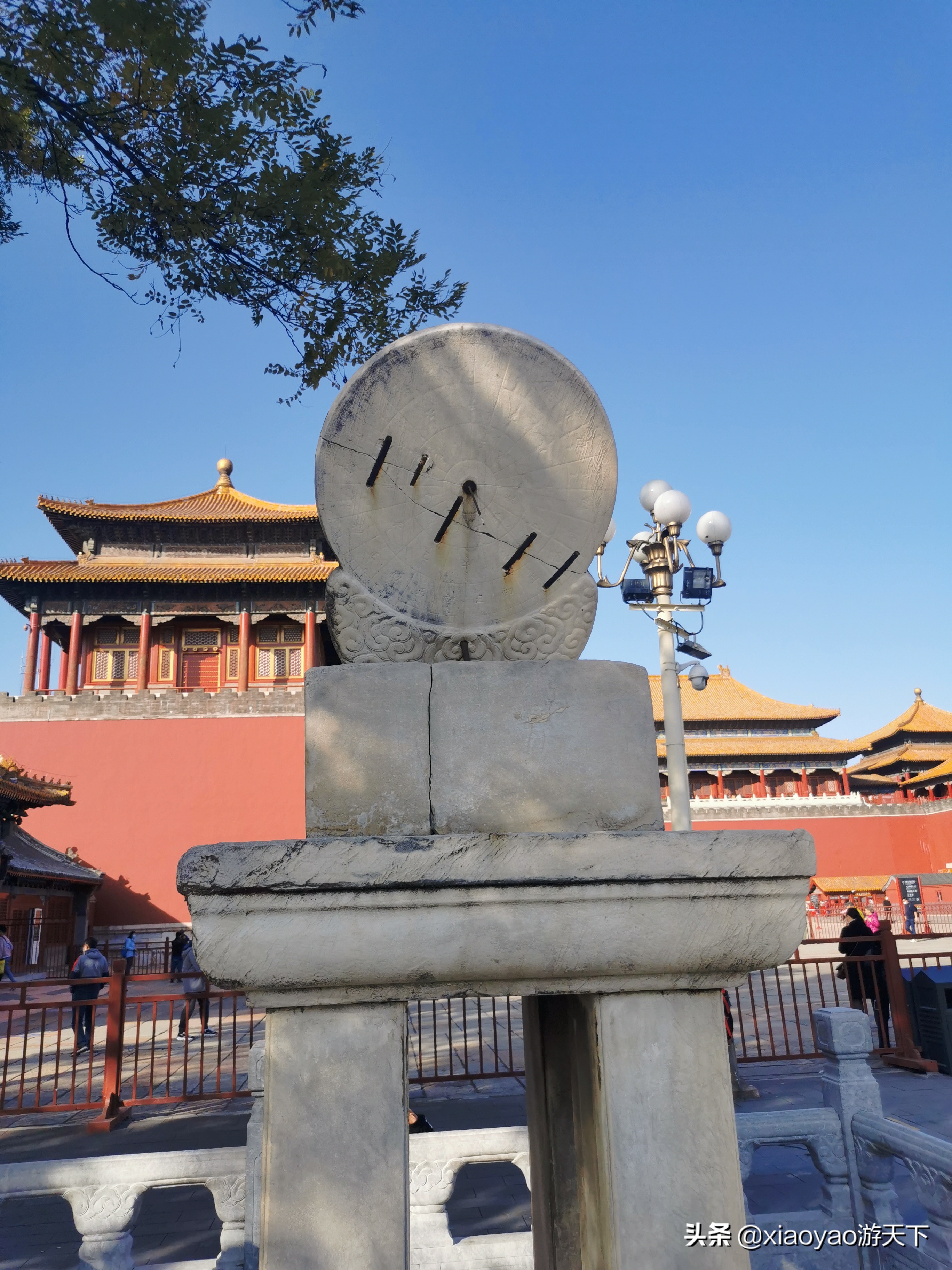 大学校园里最独特的风景——日晷