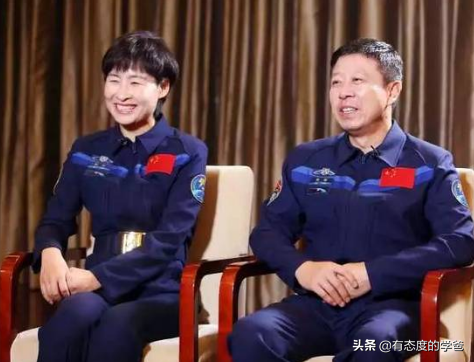 中國進過太空的11名航天員，如今都是啥軍銜？8少將2中校1上校