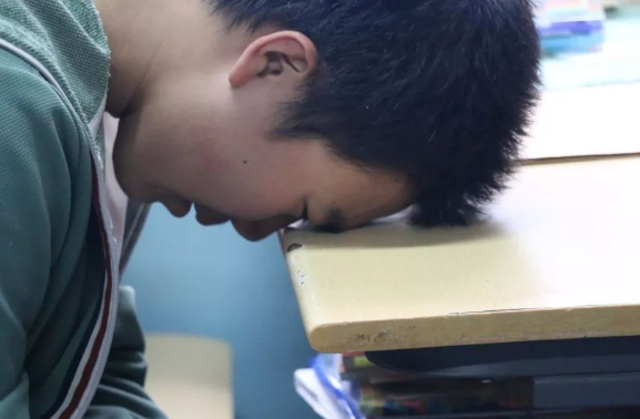 广东某地中考数学平均分低至19.5，家长不怪老师，反而质问出题人