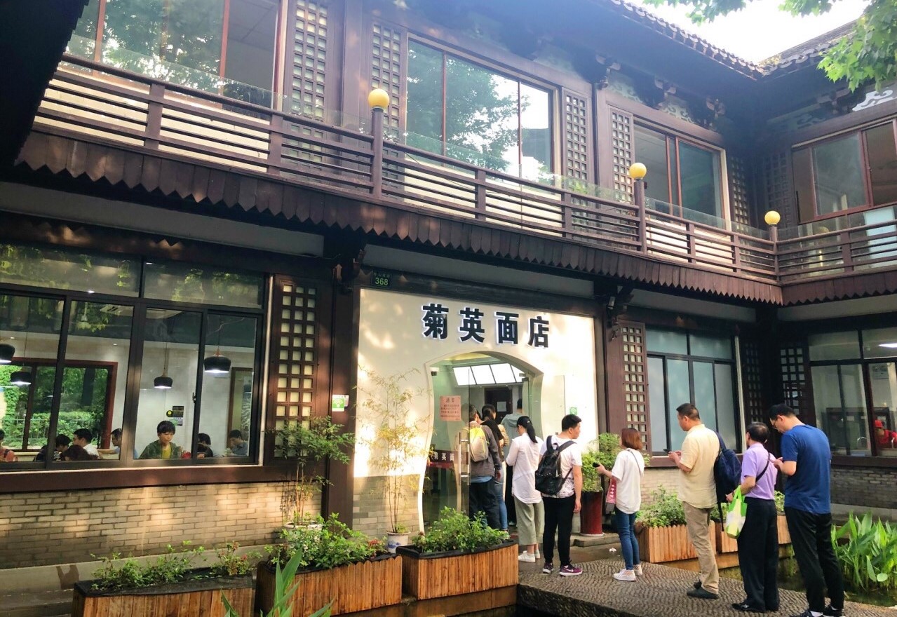 老杭州地道美食攻略：9种必吃美食和16家老字号餐馆推荐