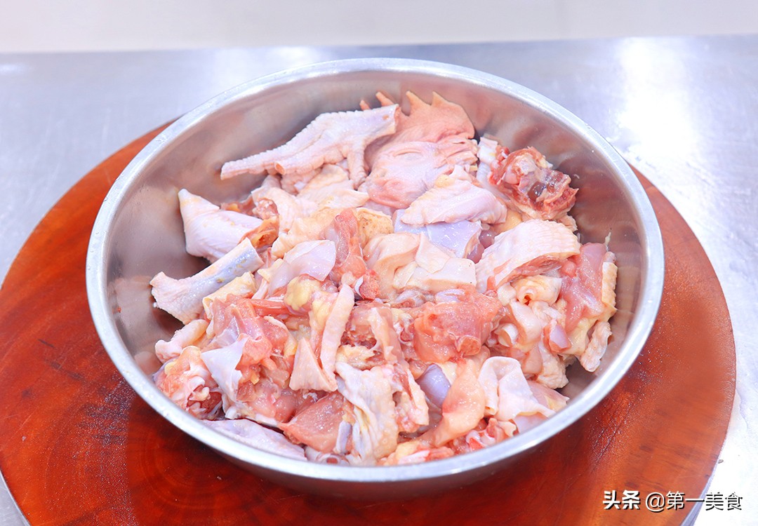 图片[2]-【炖鸡】做法步骤图 鲜嫩入味 不腥不柴-起舞食谱网