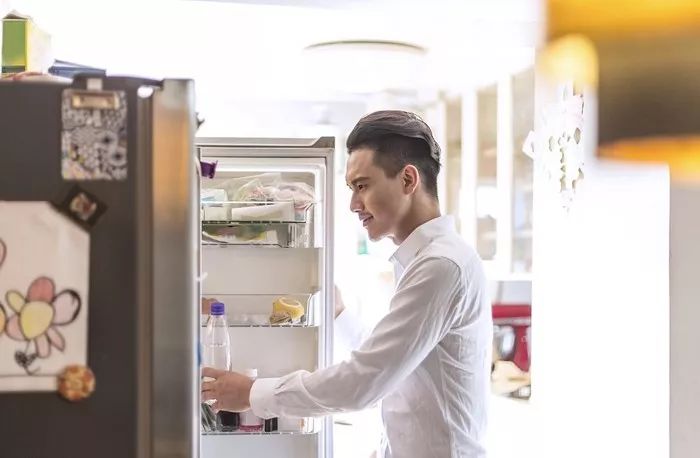 家里冰箱嗡嗡异响你试过吗？原因竟然是这样