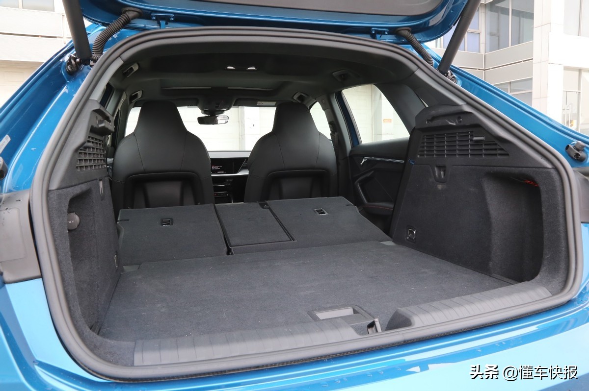 运动兼具实用，试驾奥迪A3 Sportback
