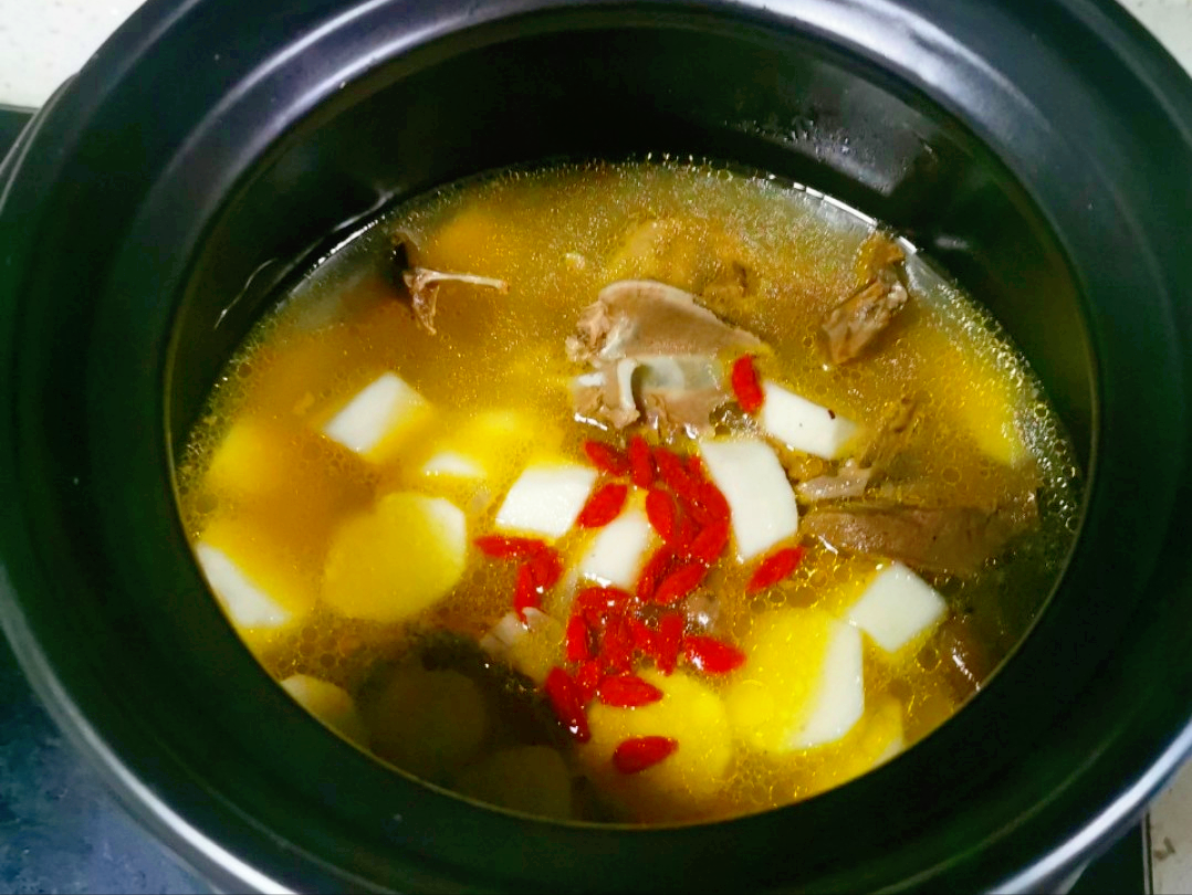 鴿子燉湯,鴿子燉湯怎么做好吃